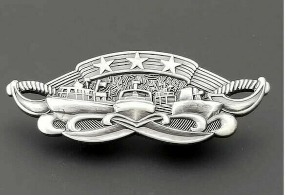 custom military silver pin