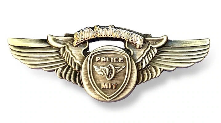 police mit pin