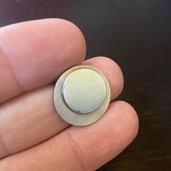 magnetic back lapel pin