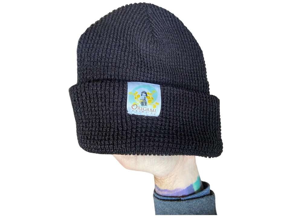 Origami beanie with clip label